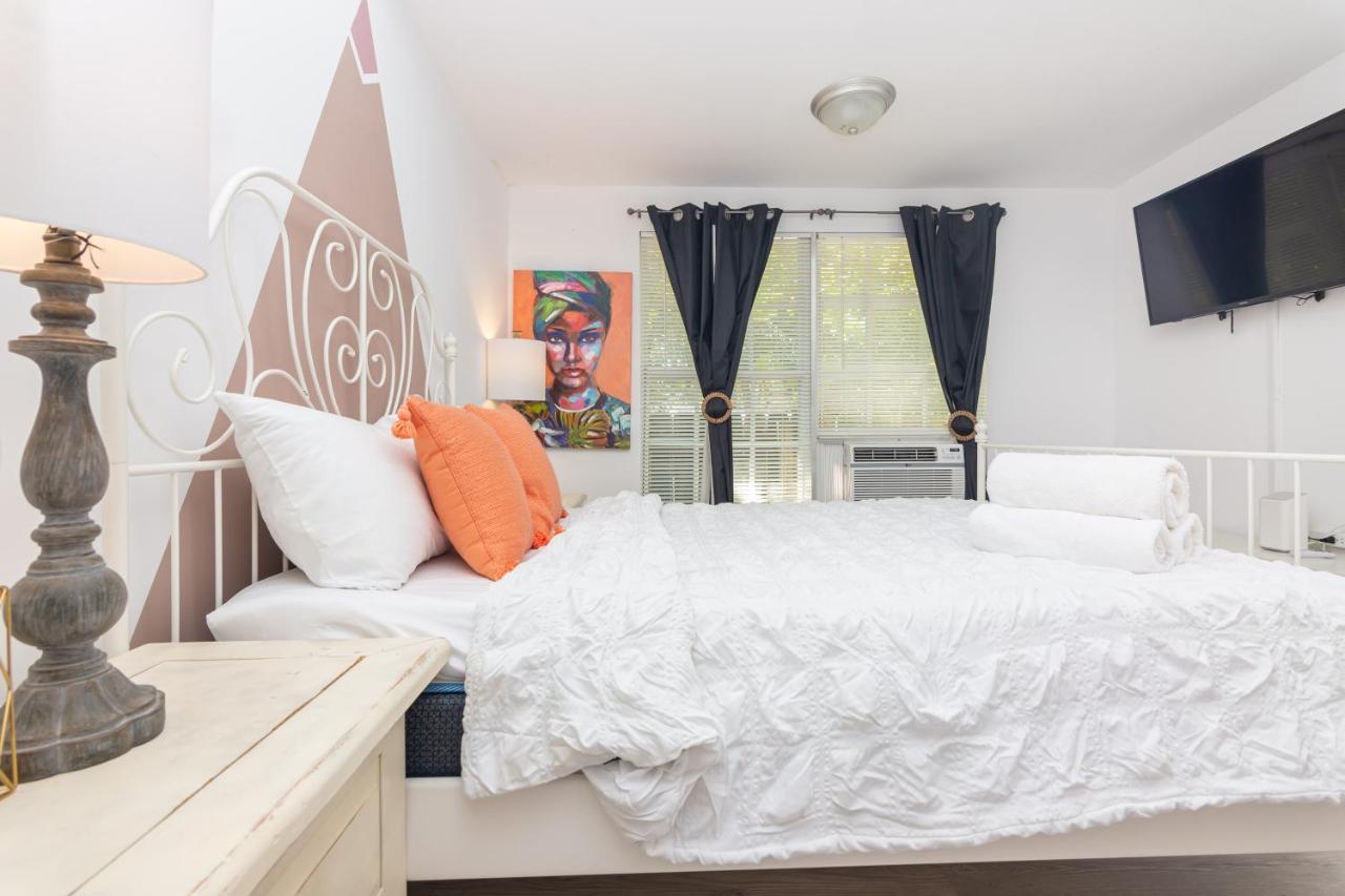 Home Midtown Miami - Wynwood Area With Backyard - Art District Near To Beach Bagian luar foto