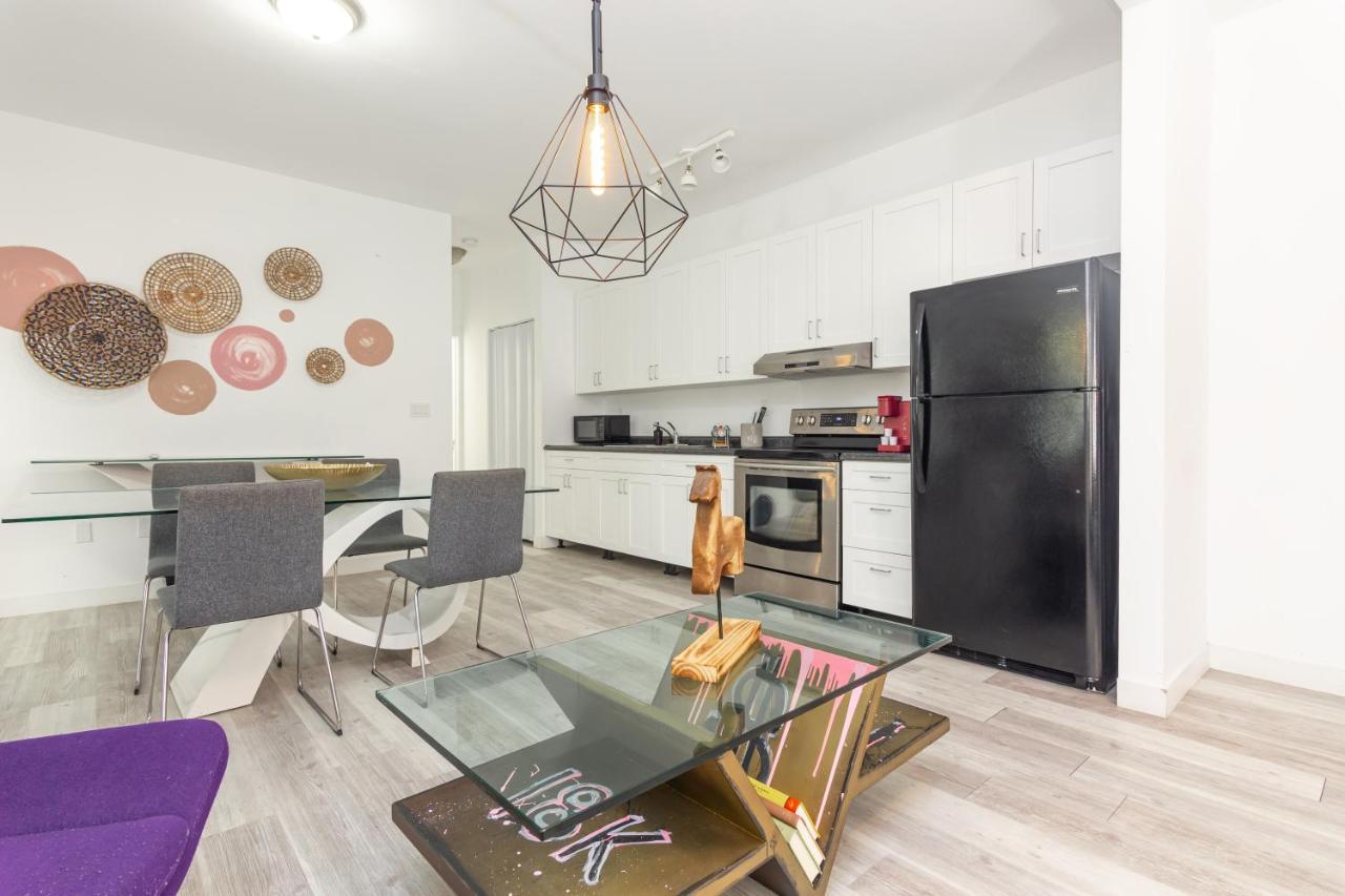 Home Midtown Miami - Wynwood Area With Backyard - Art District Near To Beach Bagian luar foto