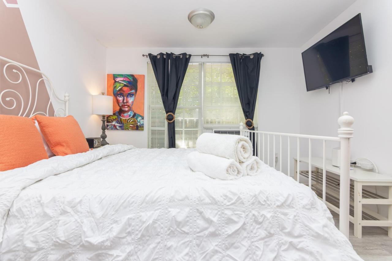 Home Midtown Miami - Wynwood Area With Backyard - Art District Near To Beach Bagian luar foto